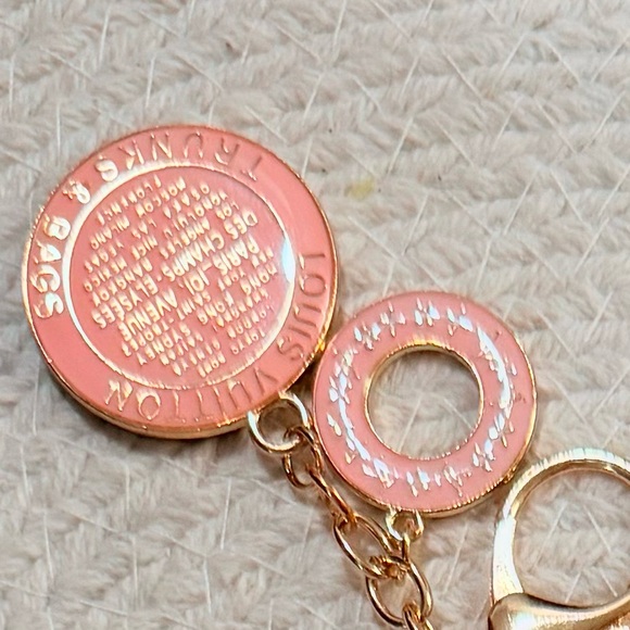 CHANEL Black Quilted Case laptop case Plus LV blush trunks and bags Keychain - Picture 14 of 14